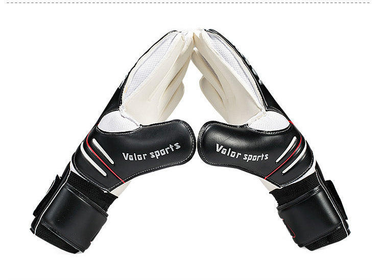 Football Goalkeeper Gloves – Durable Sports Gloves for Men